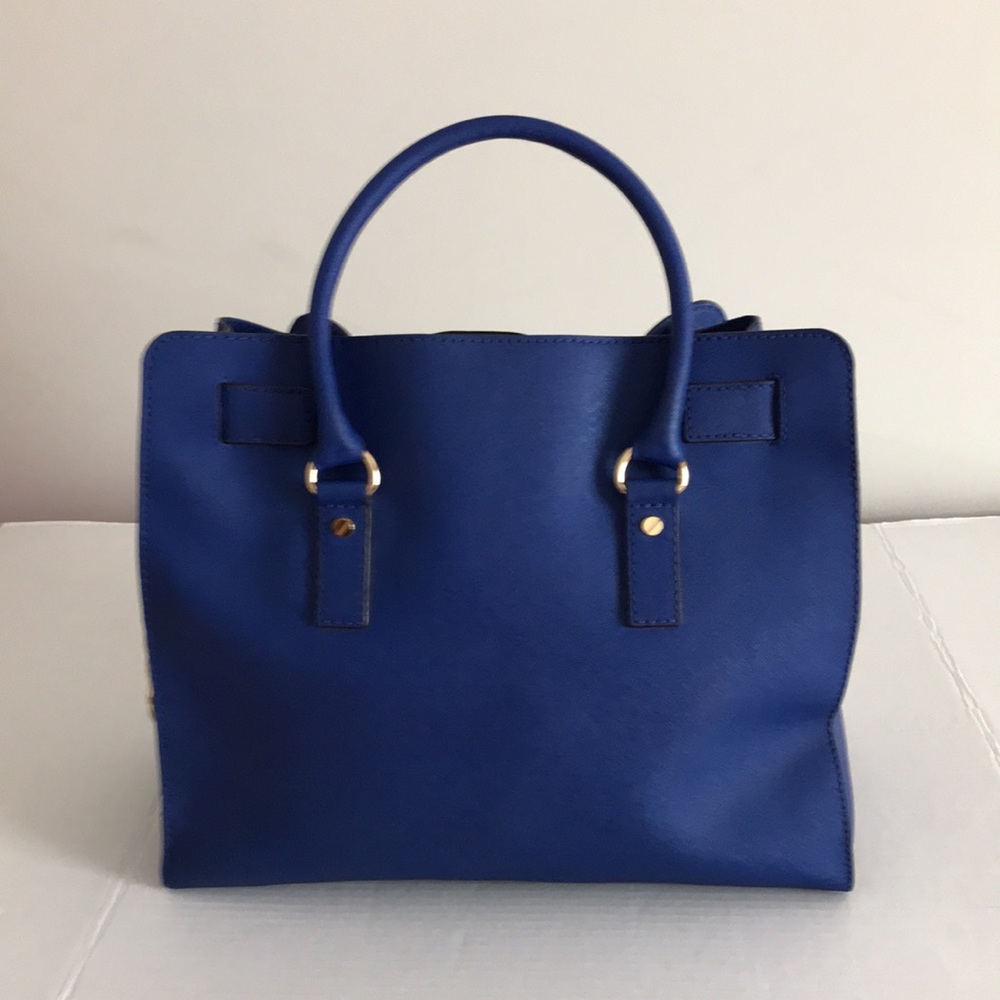 MICHAEL KORS Hand bag used couple times very good condition - Picture 4 of 10